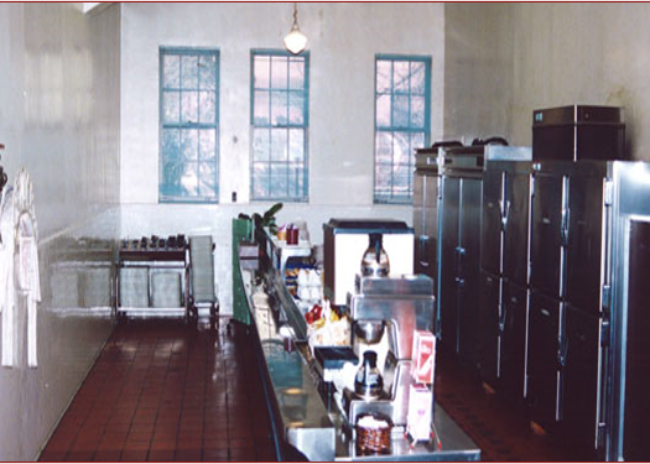 Branner Dining Hall before the renovation.